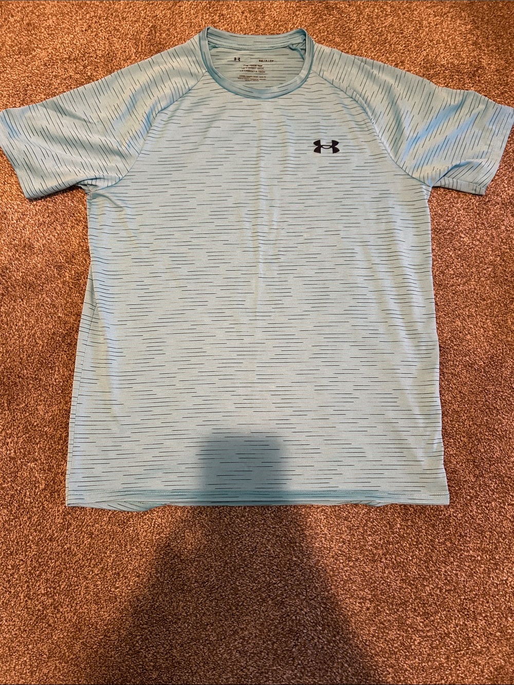 Under Armour Men’s Light Blue tee